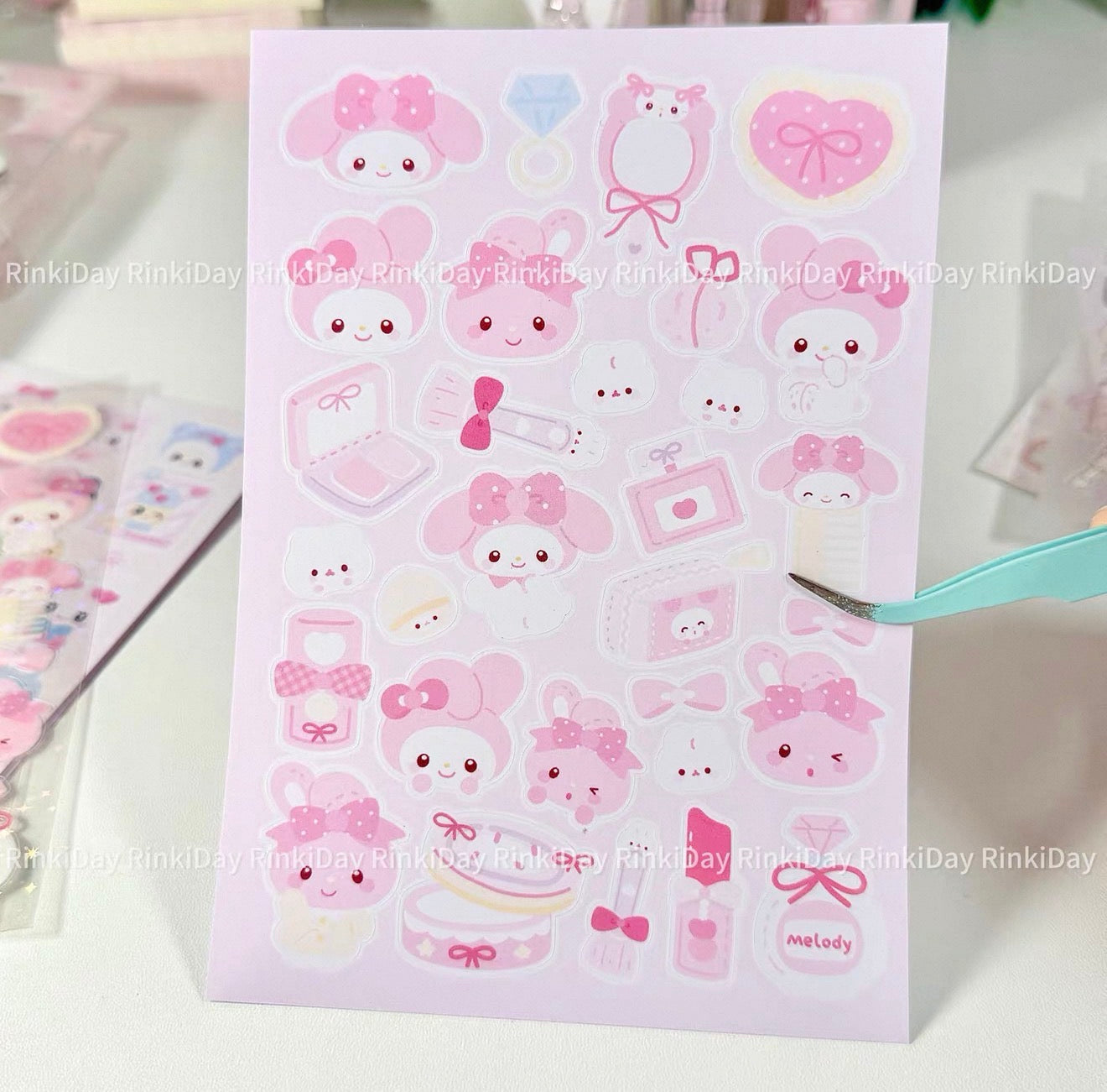 {rinki day} marshmallow makeup vanity