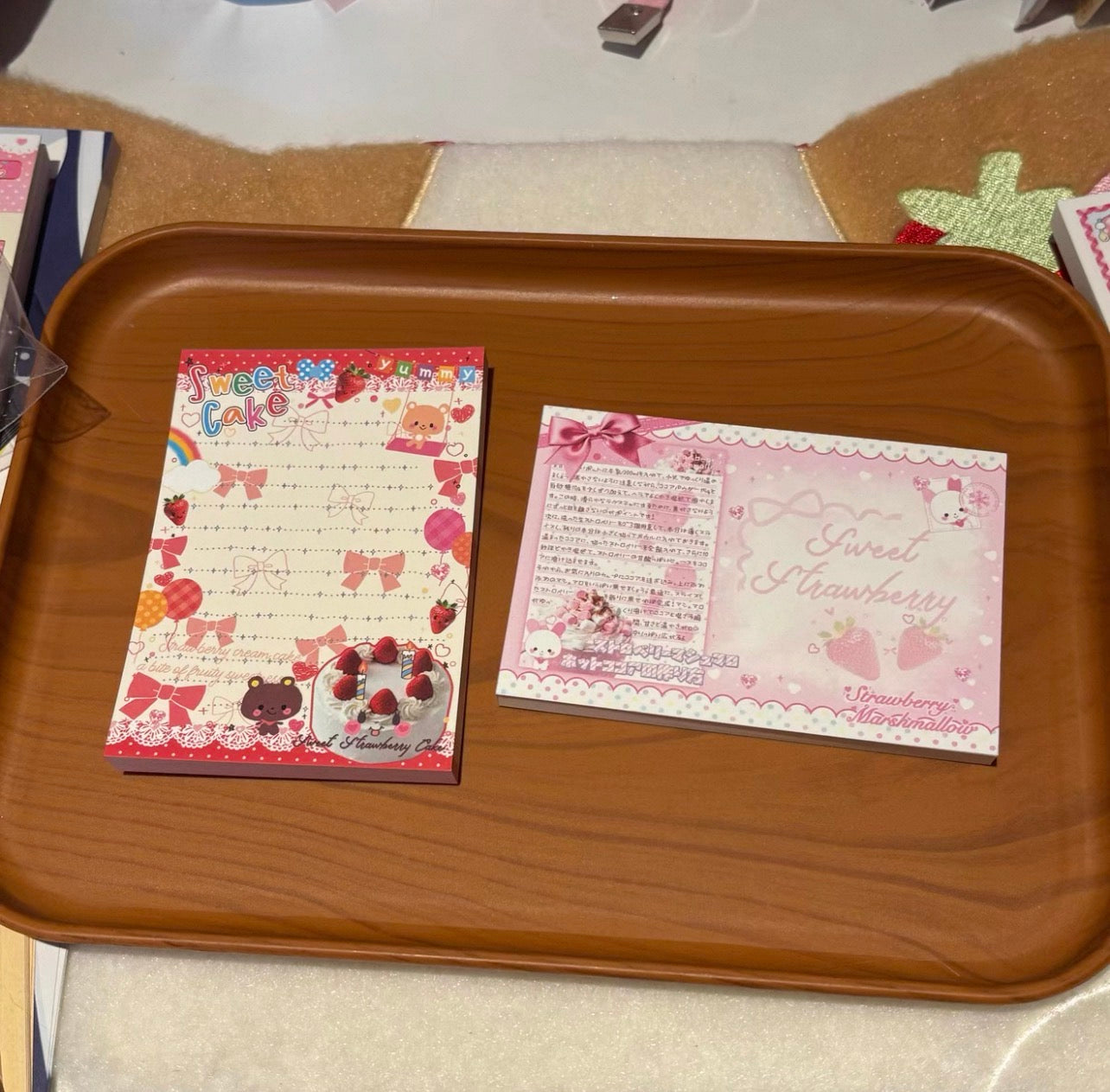 {rinki day} 50 page pink and red strawberry cake memo