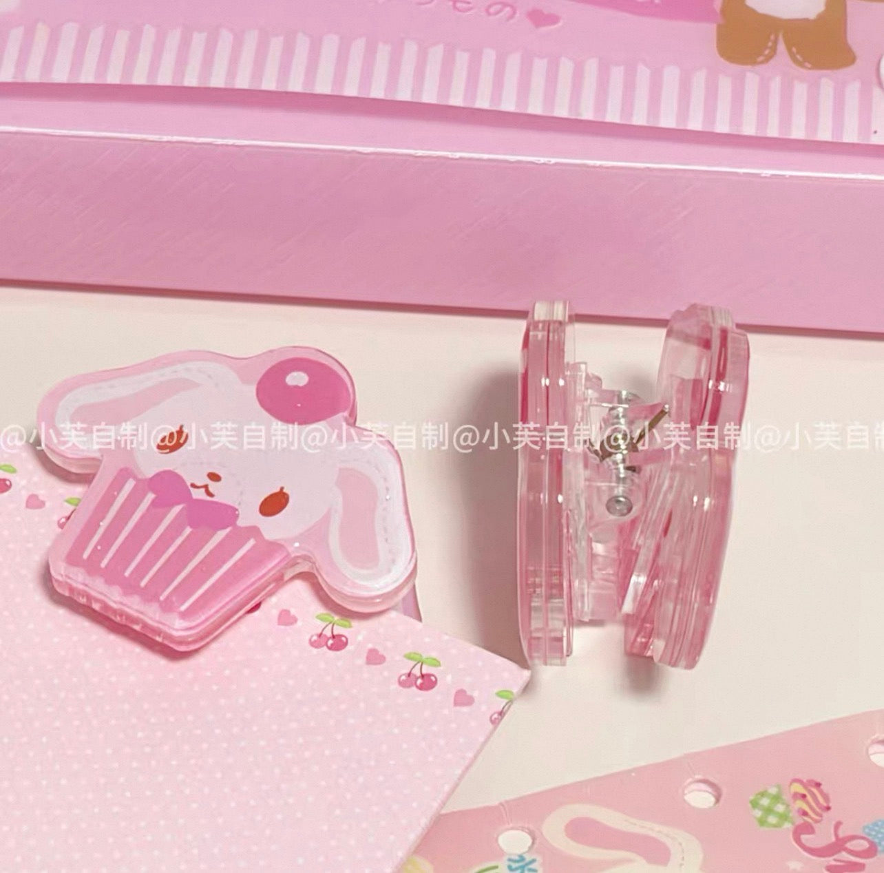{byfufu} sweet sugarbunnies pink cupcake acrylic clip