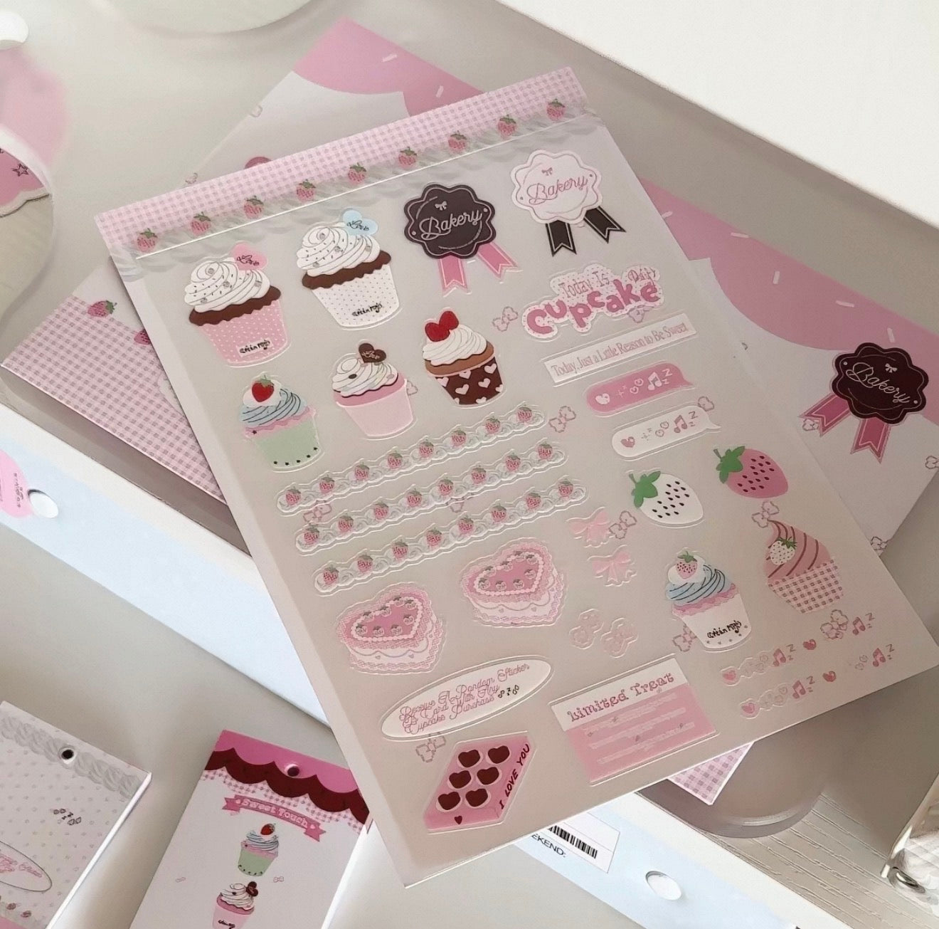 {ribbon shop} cupcake day