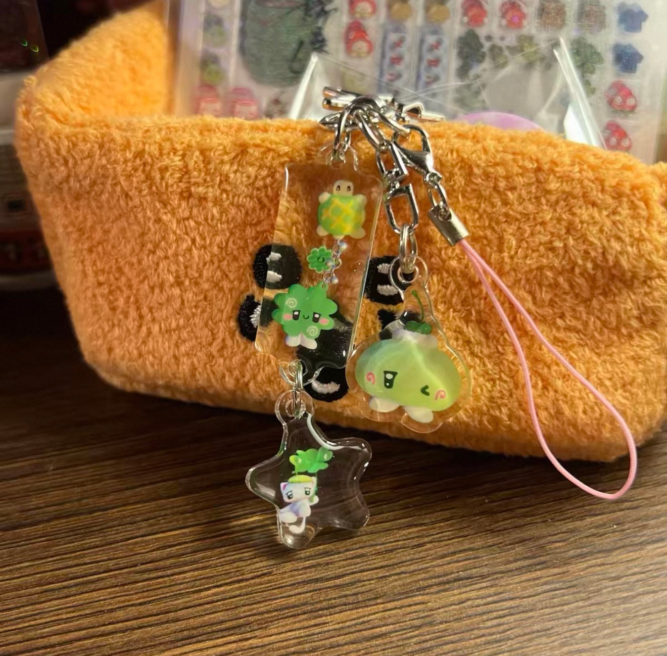 {YAO} caramel melon acrylic keychain