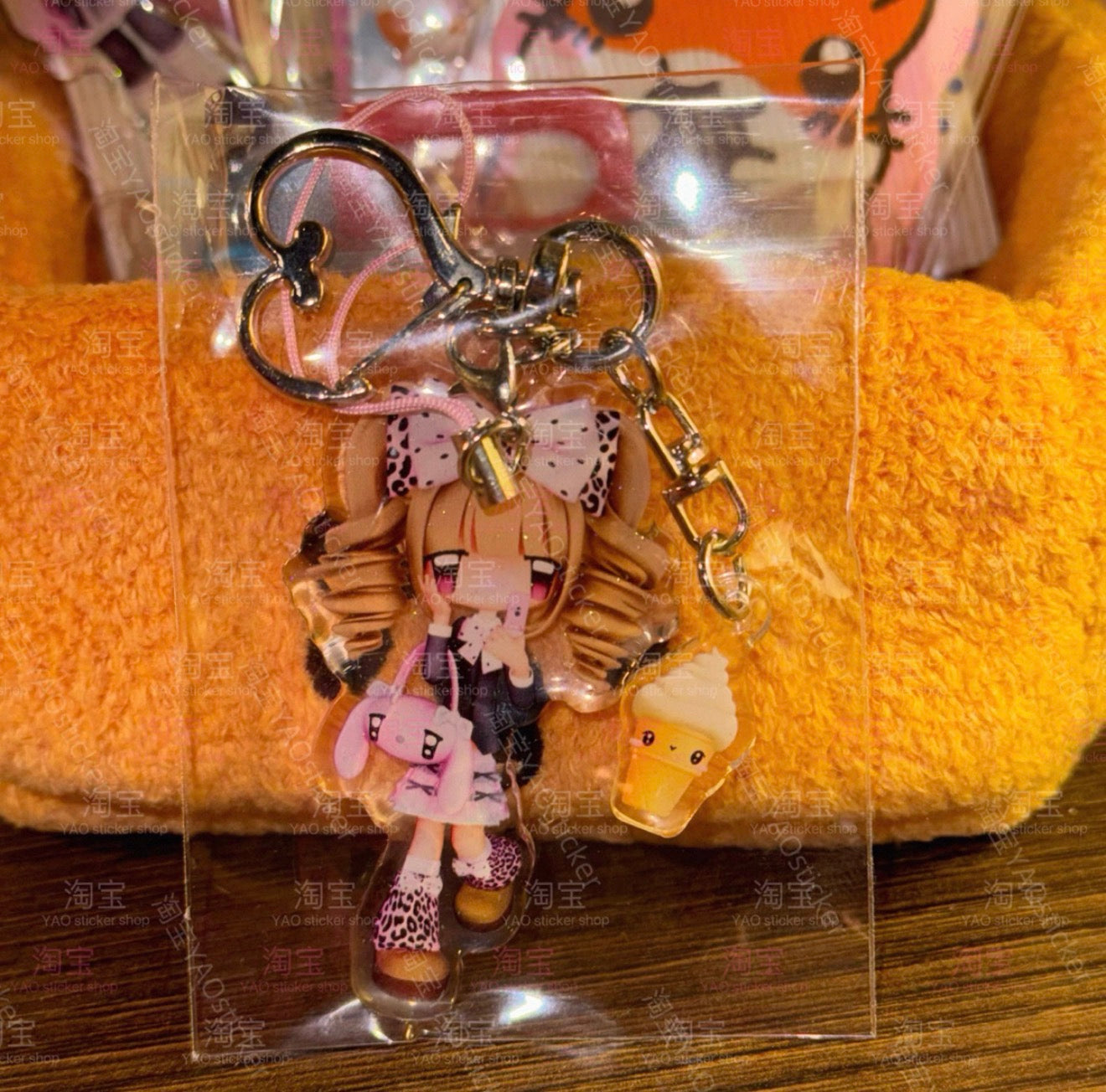 {YAO} hot spicy girl acrylic keychain