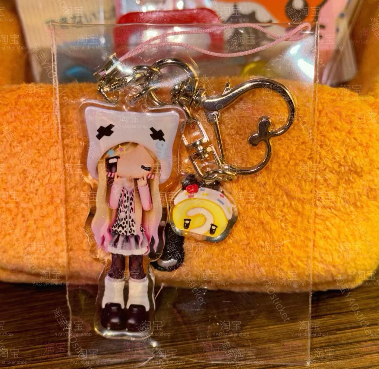 {YAO} hot spicy girl acrylic keychain