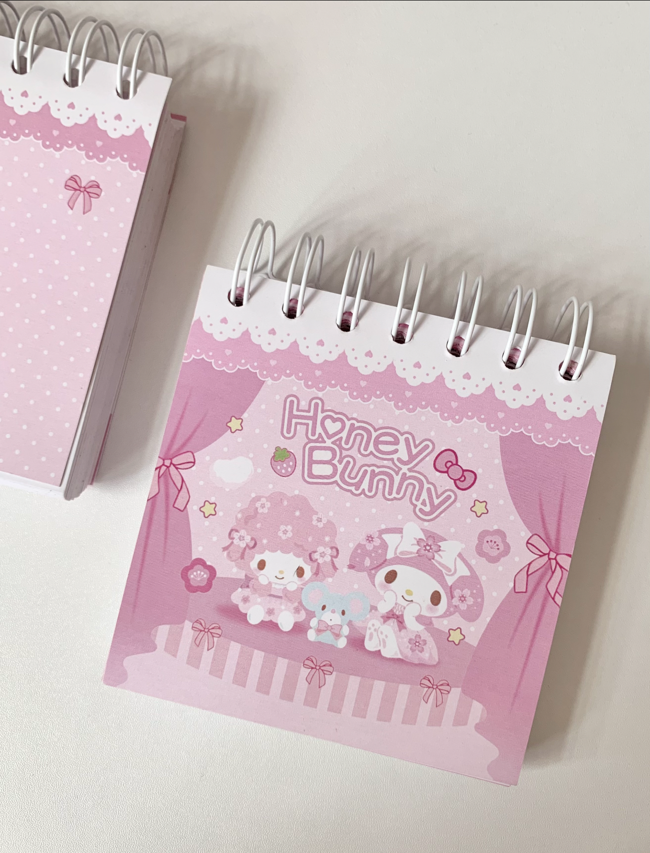 {c-贴纸书} 50 page honey bunny square sanrio sticker book