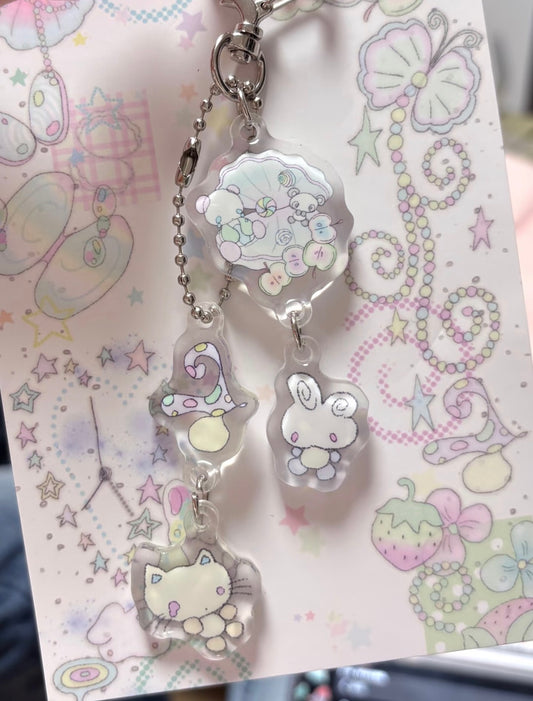 {ssnuggle} pearl shell layered keychain