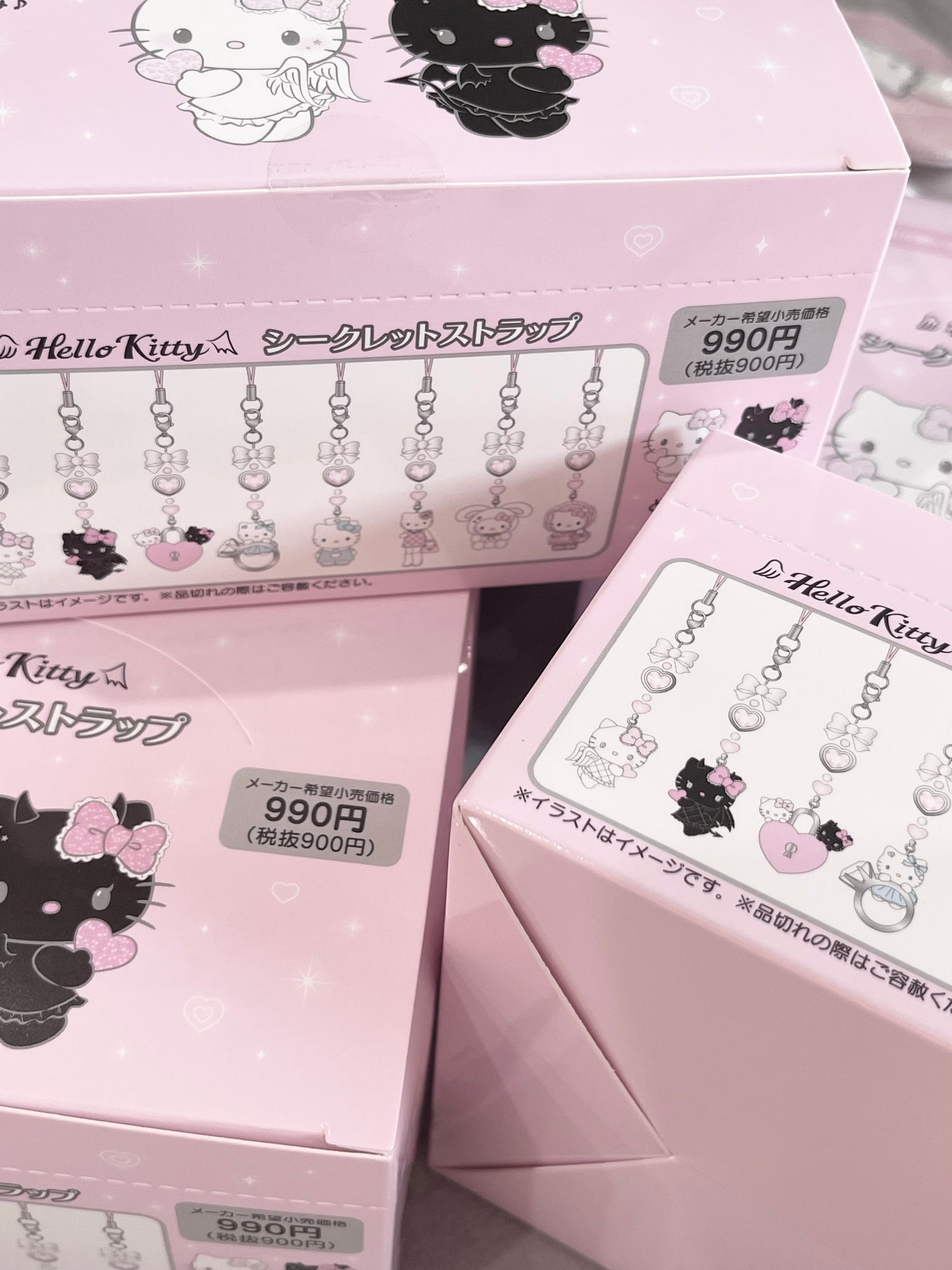 {JAPAN} hello kitty angel & little devil blind box charm