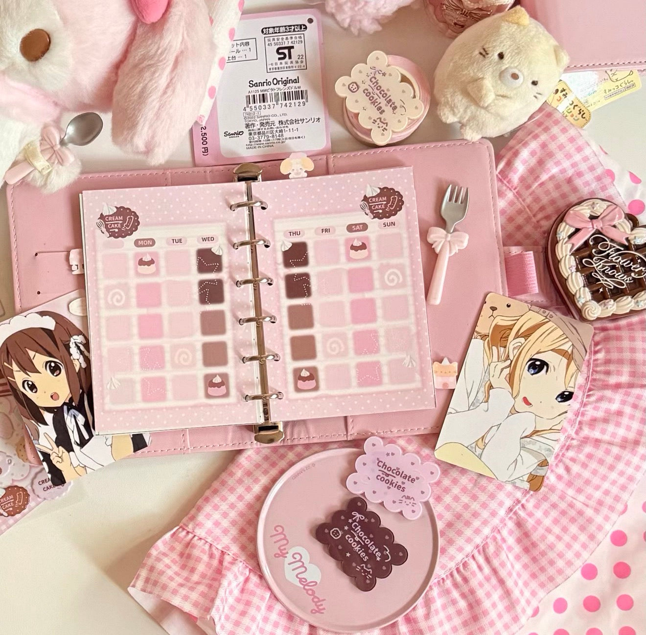 {eating cookies} m5/a7 cream cake weekly binder refill set