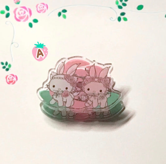 {homemade chestnut} rose charmmy kitty acrylic clip + strap