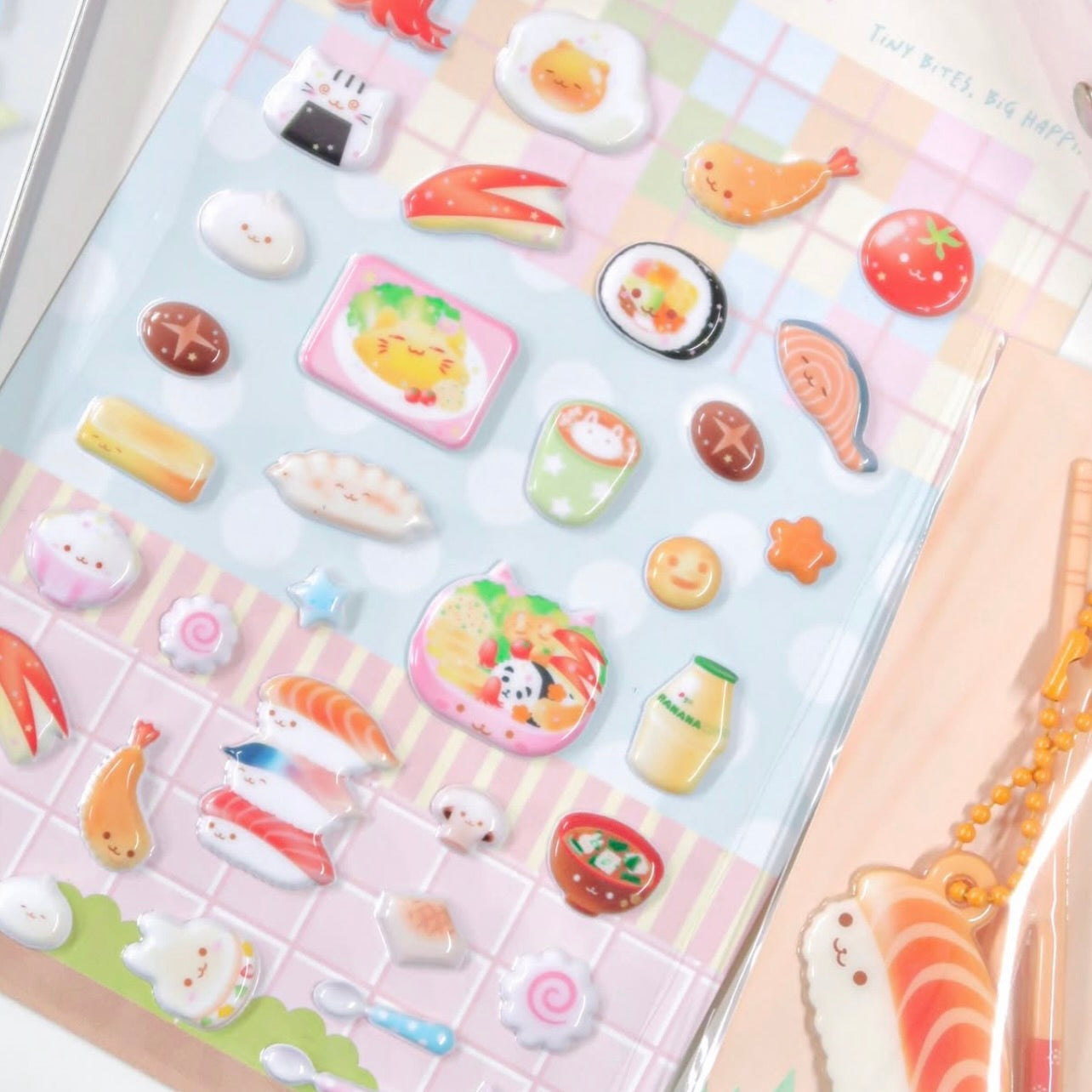 {pearly button} puffy mini bento