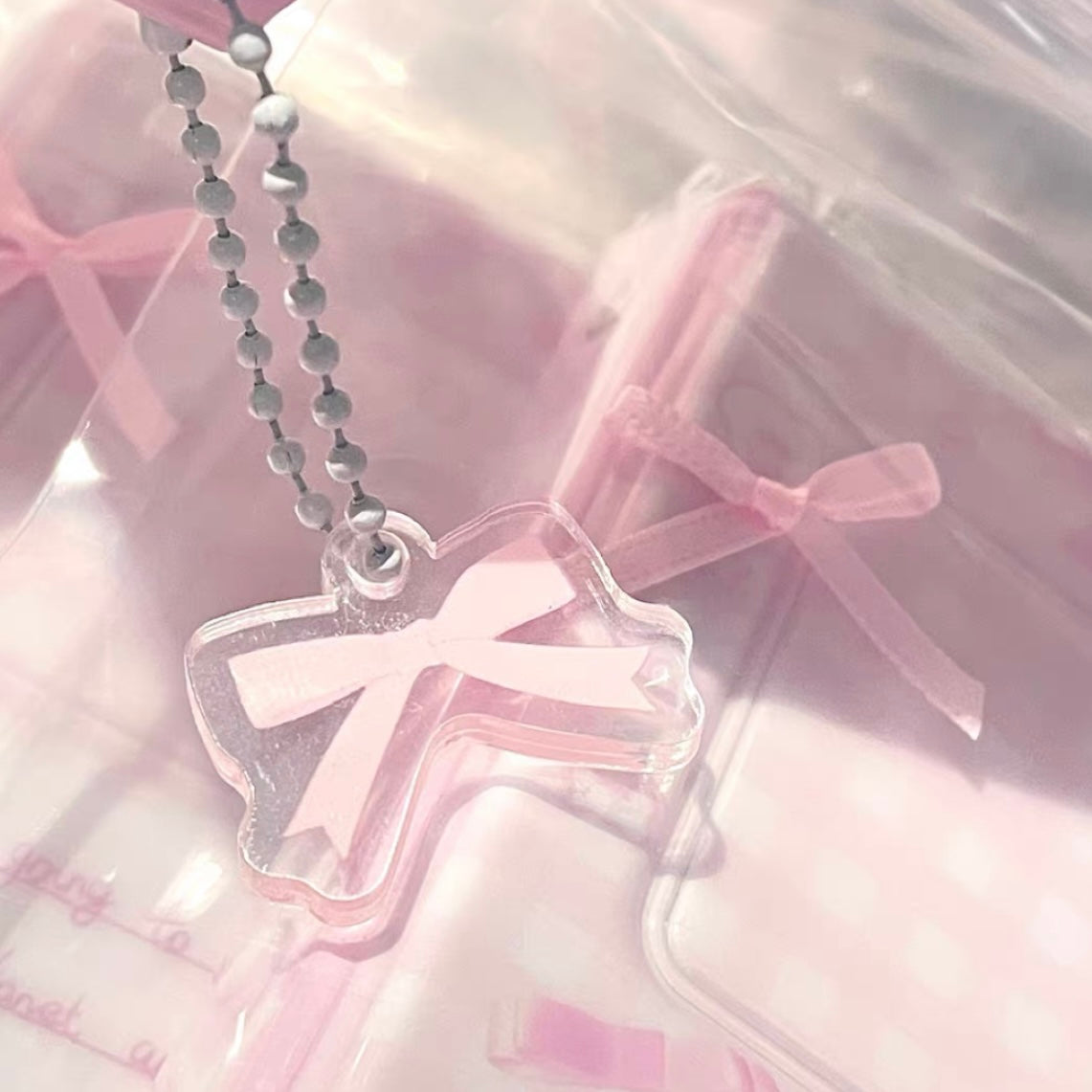 {rinki day} bow pendant keychain