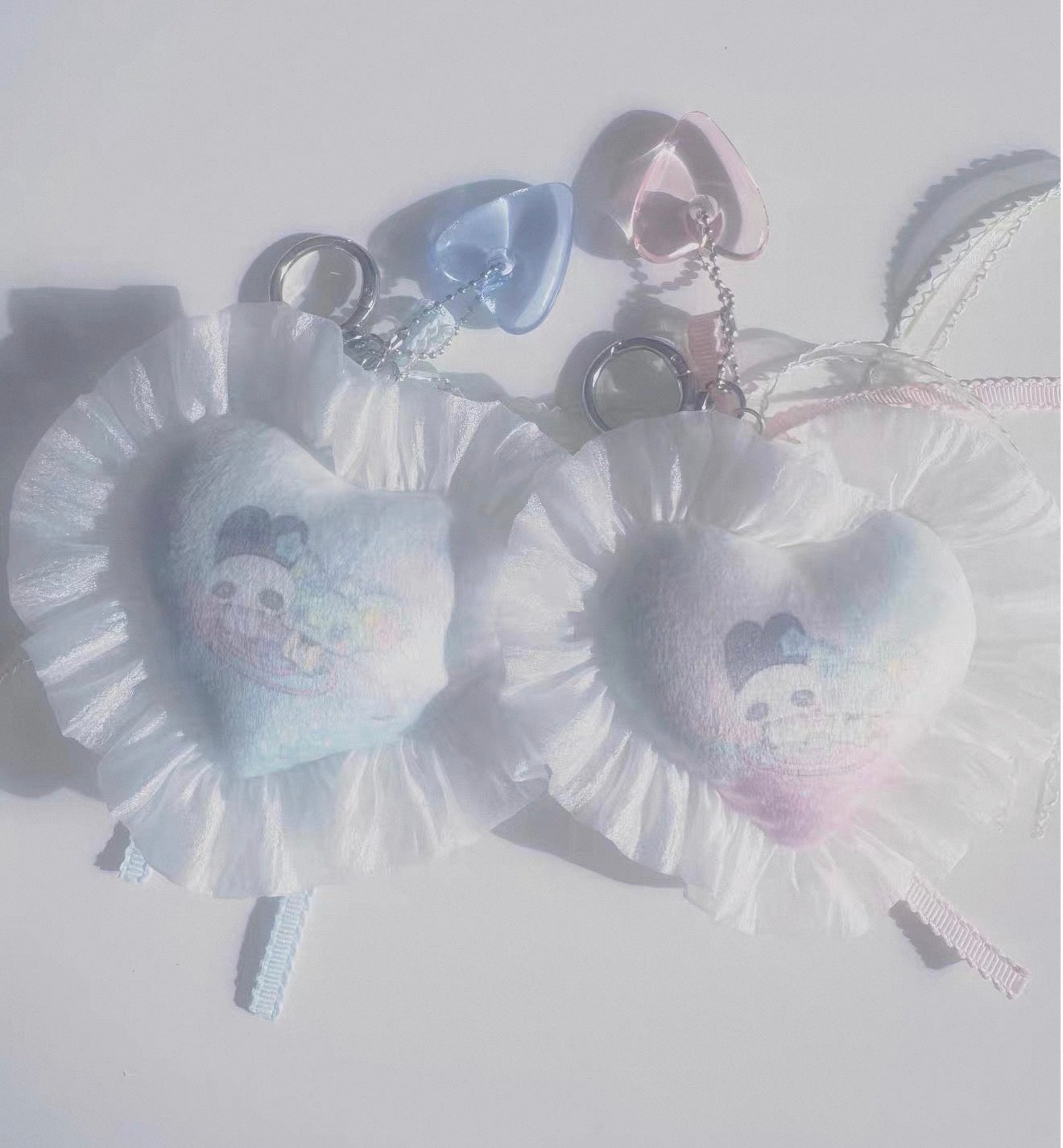 {paradise revolving restaurant} heart cotton lace pendant
