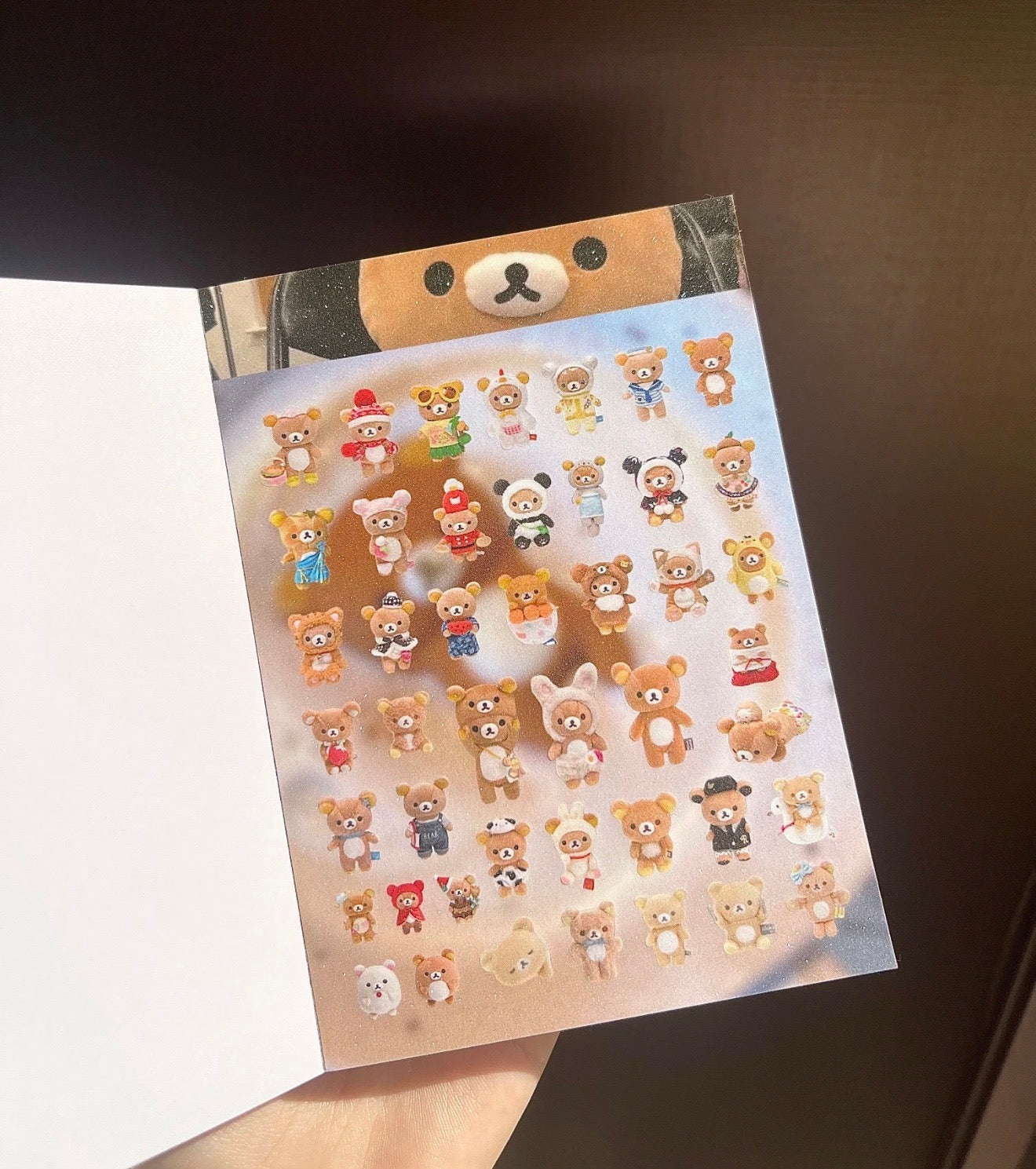 {c-贴纸书} 40p sunny days outside the window sticker book