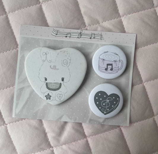 {not cute anymore} white rabbits love melody pin set (Copy)