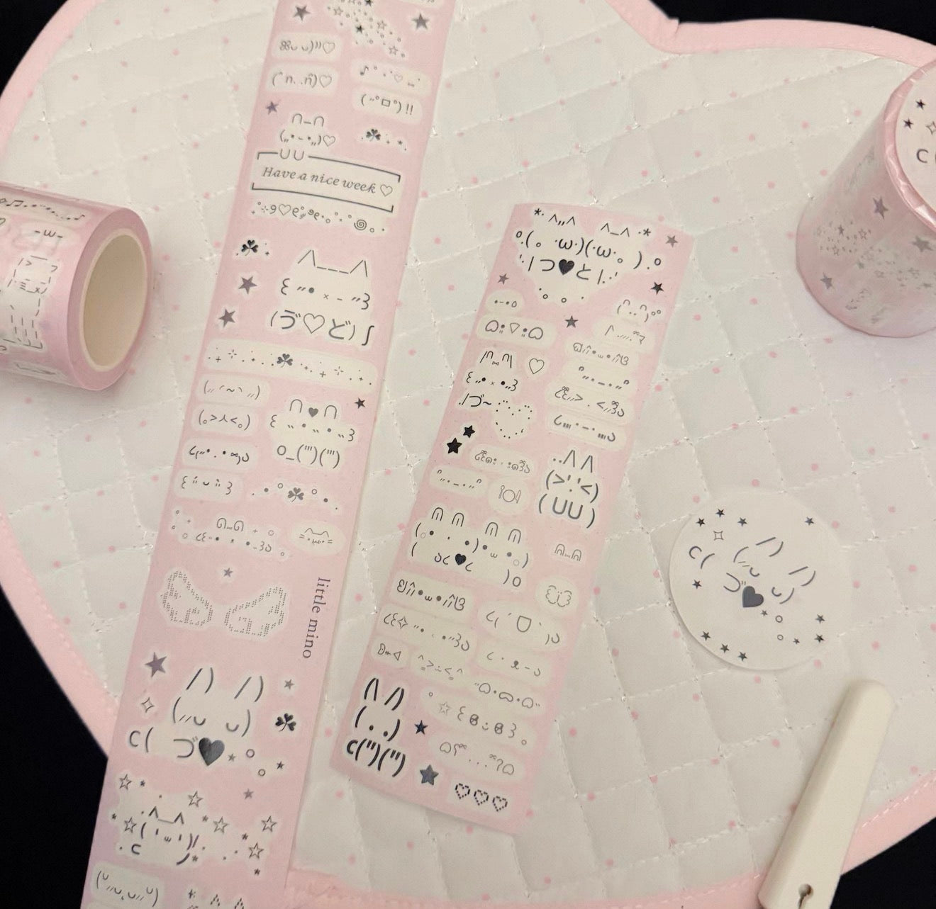 {littlemino} love rabbit dot kiss cut tape