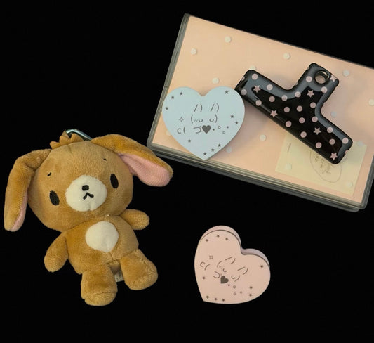 {littlemino} polkadot love acrylic clip